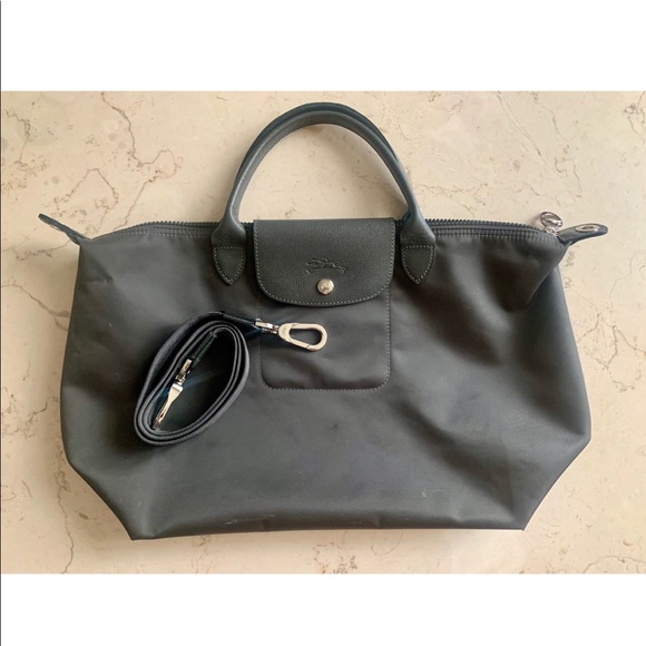 Longchamp Handbags - Longchamp Neo Le Pliage Crossbody